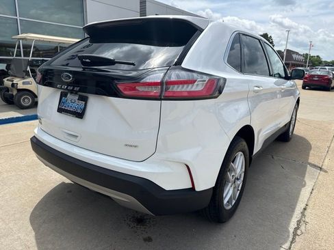 Used 2024 Ford Edge SEL w/ Convenience Package AWD/4WD image 5