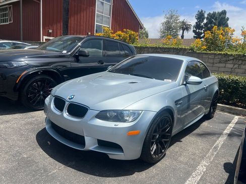 Used 2013 BMW M3 Convertible RWD image 3