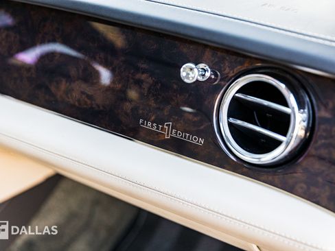 Used 2022 Bentley Bentayga image 37