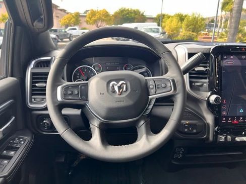 Used 2025 RAM 2500 Big Horn AWD/4WD image 14