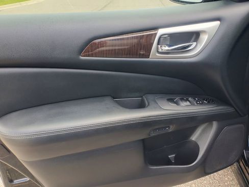 Used 2013 Nissan Pathfinder SL w/ SL Premium Pkg AWD/4WD image 13