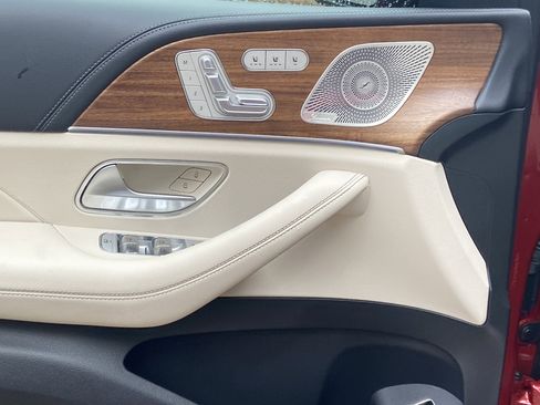Certified 2025 Mercedes-Benz GLE 350 4MATIC image 17