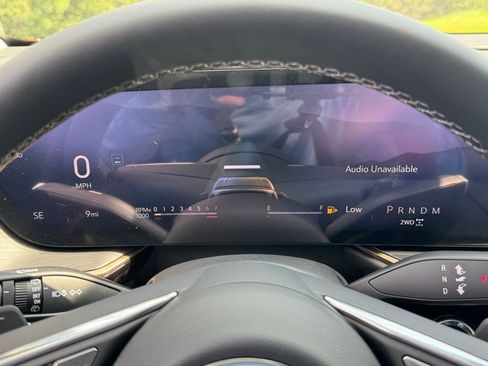 New 2025 Buick Envision Avenir image 24