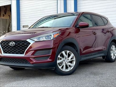 Used 2020 Hyundai Tucson SE image 2