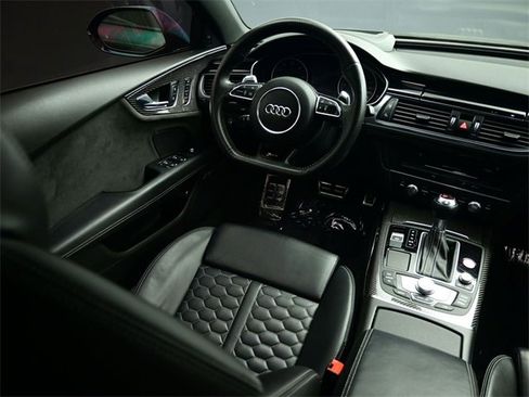 Used 2016 Audi RS 7 Prestige image 17