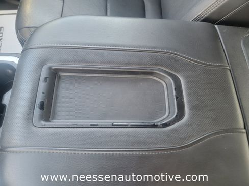 Used 2019 Chevrolet Silverado 1500 High Country w/ Technology Package image 28