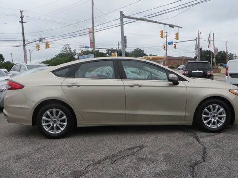 Used 2017 Ford Fusion S FWD image 7