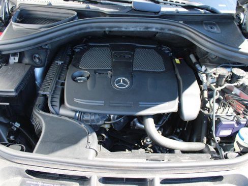 Used 2015 Mercedes-Benz ML 350 2WD image 42