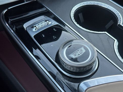 Certified 2025 Cadillac Lyriq Luxury w/ Nappa Leather Package image 27