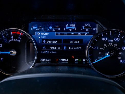 Used 2022 Ford F250 Lariat w/ Black Appearance Package AWD/4WD image 18