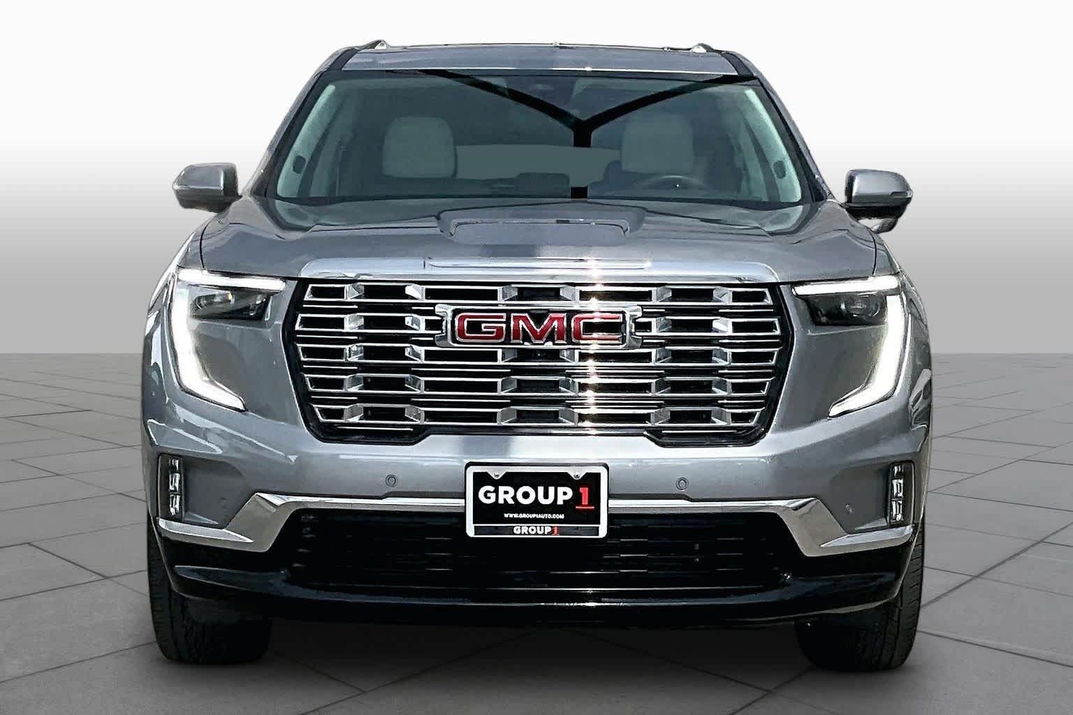 Used 2024 GMC Acadia Denali w/ Super Cruise Package FWD image 4
