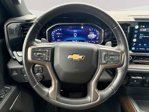 Certified 2022 Chevrolet Silverado 1500 High Country w/ Z71 Off-Road Package image 10