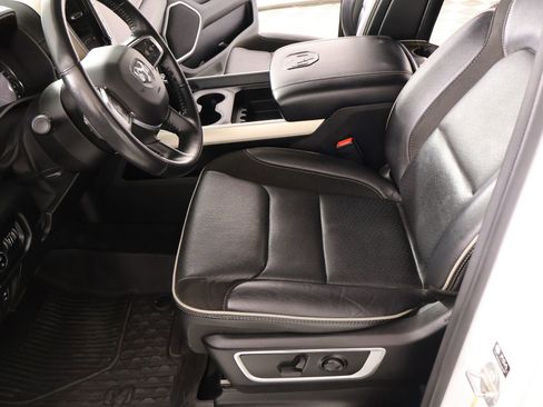 Used 2022 RAM 1500 Laramie image 12