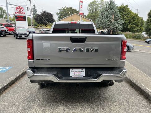 Used 2025 RAM 1500 Big Horn AWD/4WD image 8