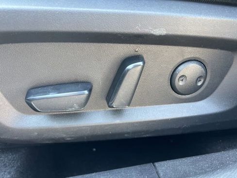 Used 2024 Mitsubishi Outlander SE image 27