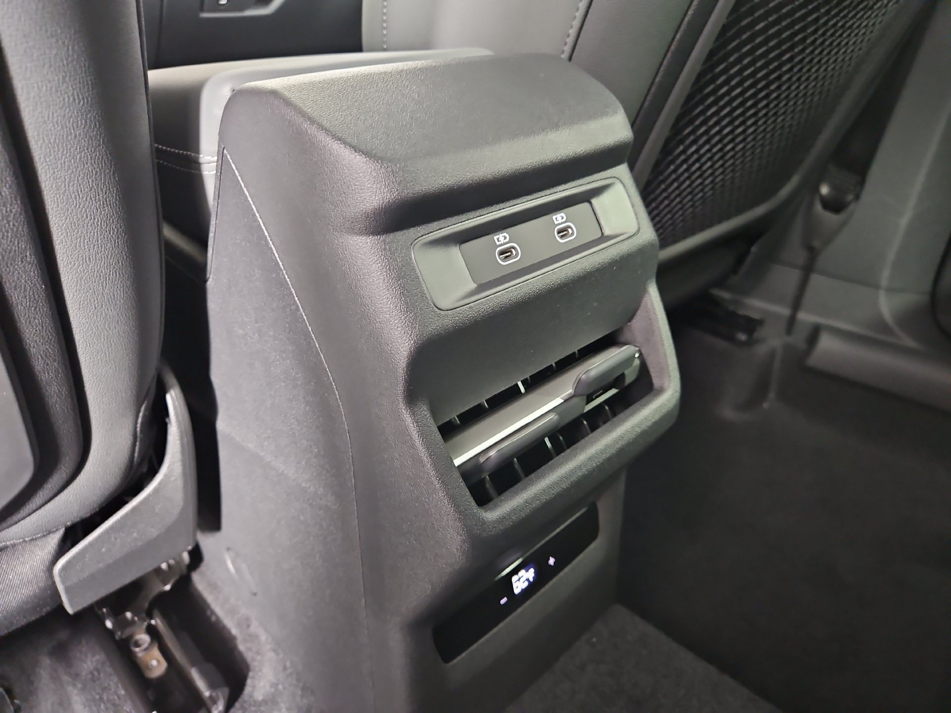 New 2026 Audi Q3 quattro 2.0T AWD/4WD image 44