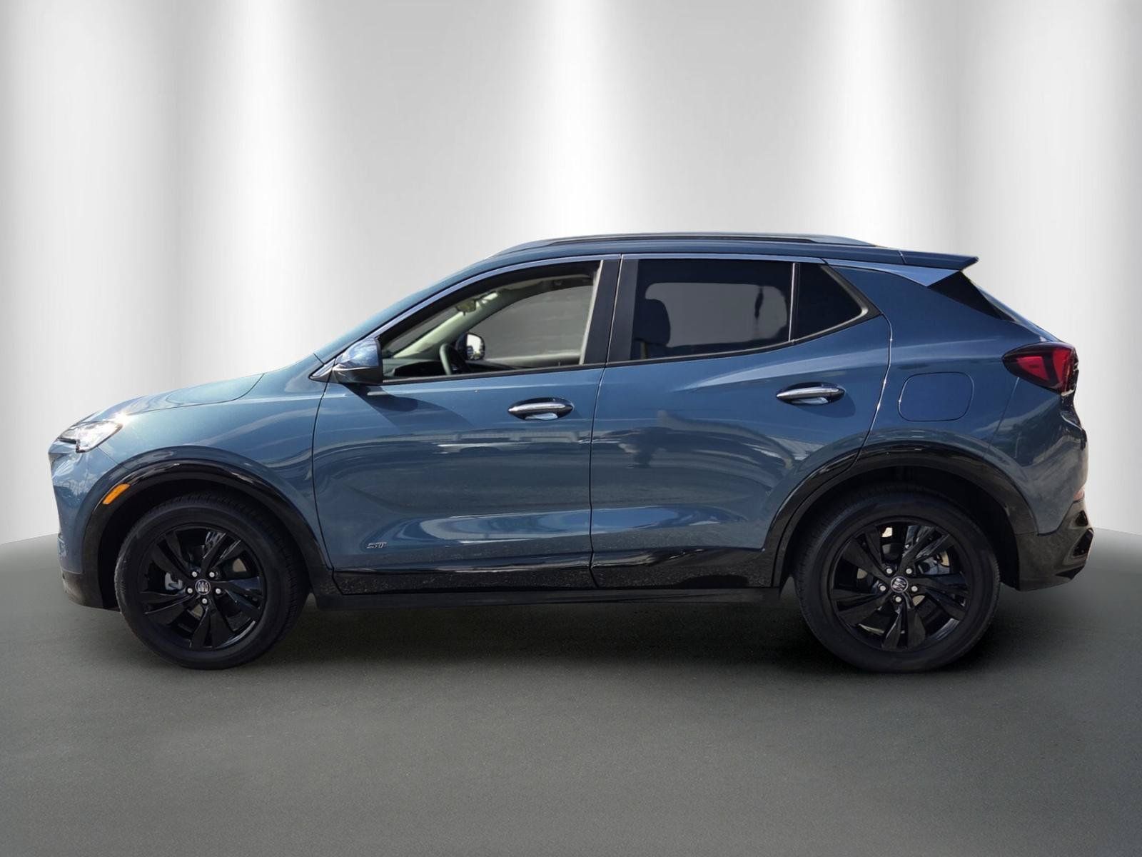 Used 2026 Buick Encore GX Sport Touring w/ Comfort Package FWD image 4