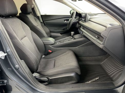 Used 2023 Honda Accord EX image 36