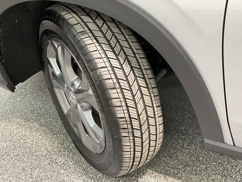 Certified 2026 Honda HR-V LX image 34