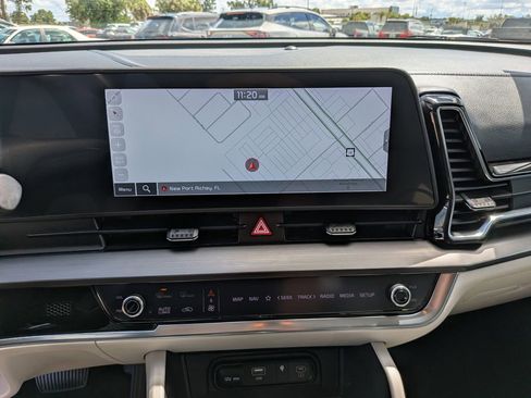 Certified 2023 Kia Sportage EX FWD image 22