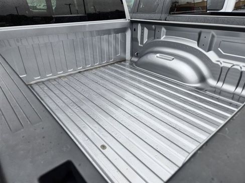 Used 2022 RAM 1500 Big Horn image 6