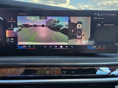 New 2026 BMW 760i xDrive w/ Luxury Rear Seating Package AWD/4WD image 18