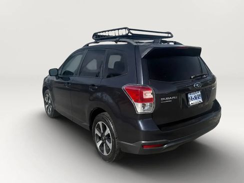 Used 2018 Subaru Forester 2.5i Premium AWD/4WD image 5