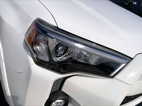 Used 2021 Toyota 4Runner SR5 image 26