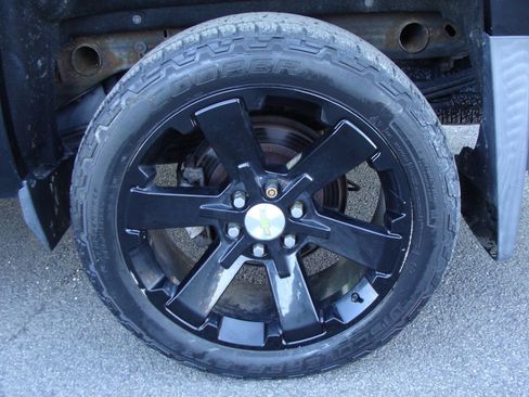 Used 2015 Chevrolet Silverado 1500 LT w/ All Star Edition image 35