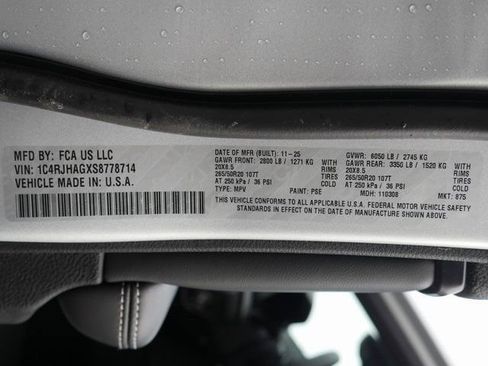 New 2025 Jeep Grand Cherokee Altitude AWD/4WD image 23