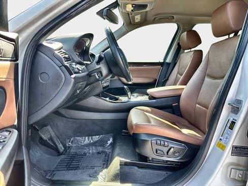Used 2017 BMW X3 sDrive28i RWD image 10