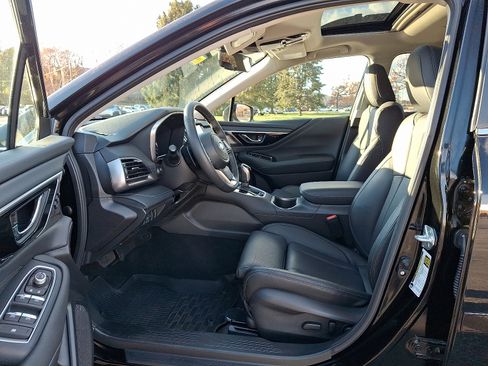 Certified 2025 Subaru Outback Limited AWD/4WD image 16