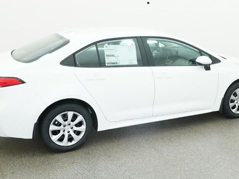 New 2026 Toyota Corolla LE FWD image 10