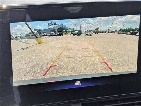 New 2026 Chevrolet Trax LT w/ Driver Confidence Package FWD image 11