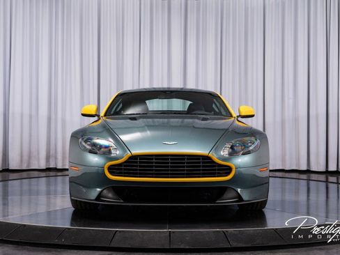 Used 2015 Aston Martin V8 Vantage GT image 4