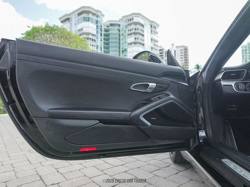 Used 2017 Porsche 911 Carrera S image 32