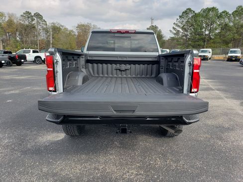 New 2026 Chevrolet Silverado 3500 LTZ w/ LTZ Plus Package image 9