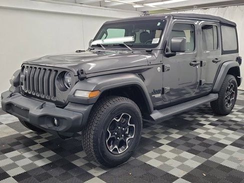 Used 2021 Jeep Wrangler Unlimited Sport image 3