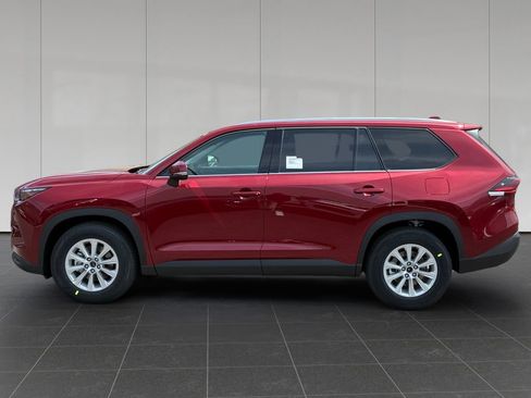 New 2026 Toyota Grand Highlander AWD image 2