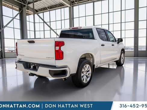 Used 2022 Chevrolet Silverado 1500 Custom RWD image 26