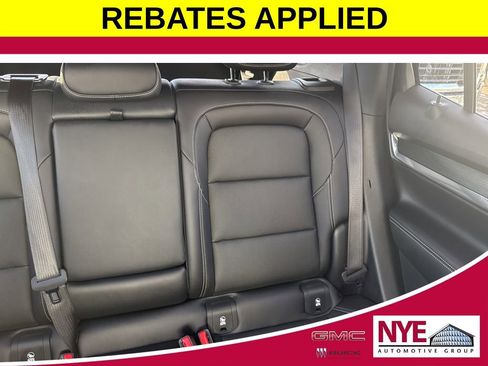 Used 2026 GMC Terrain Elevation w/ Elevation Premium Package image 17