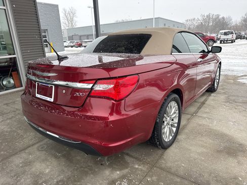 Used 2012 Chrysler 200 Limited image 7