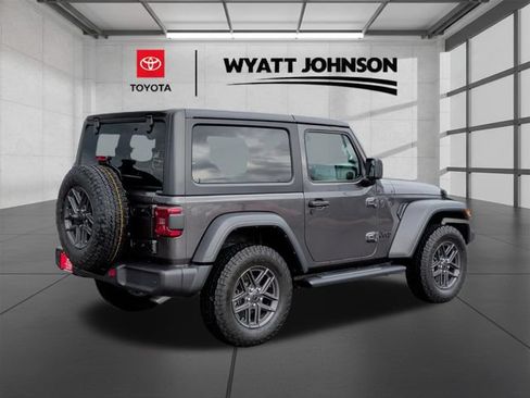 Used 2024 Jeep Wrangler Sport AWD/4WD image 5