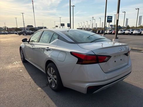Used 2022 Nissan Altima 2.5 S image 6