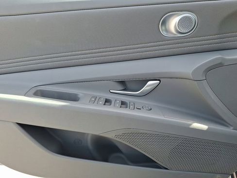 Certified 2026 Hyundai Elantra Sport FWD image 12