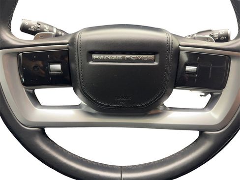 Used 2023 Land Rover Range Rover SE image 55