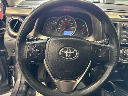 Used 2014 Toyota RAV4 XLE image 16