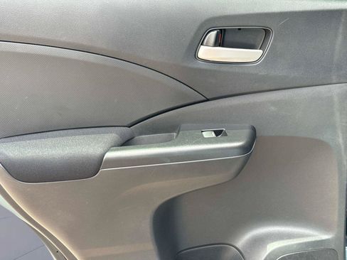 Used 2014 Honda CR-V LX image 10