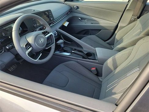 New 2025 Hyundai Elantra Sport w/ Cargo Package FWD image 6