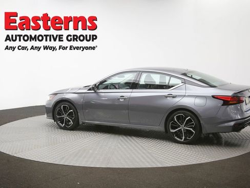 Used 2023 Nissan Altima 2.5 SR FWD image 61